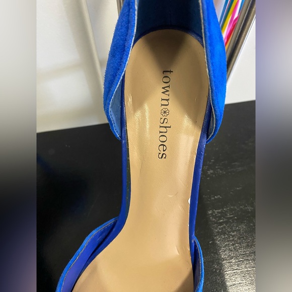 Town+Country Electric Blue Suede D'Orsay Pointed Heels - Picture 3 of 6